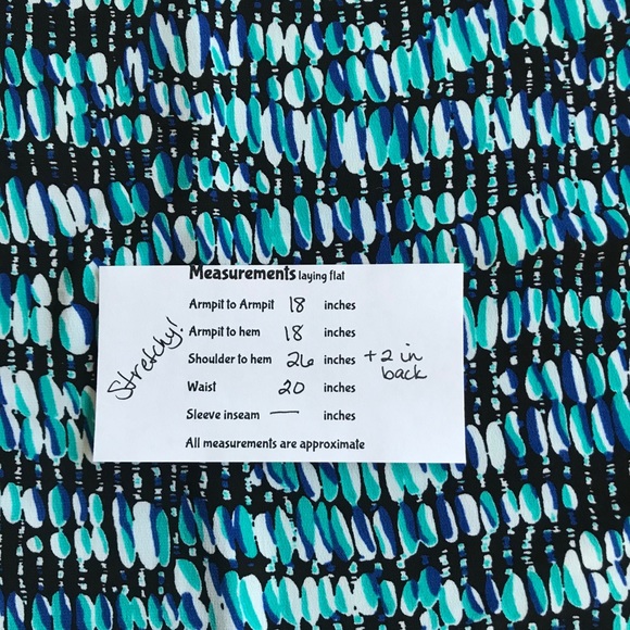 Vince Camuto tunic top s hi low sleeveless blue green black geo keyhole back - Picture 4 of 8